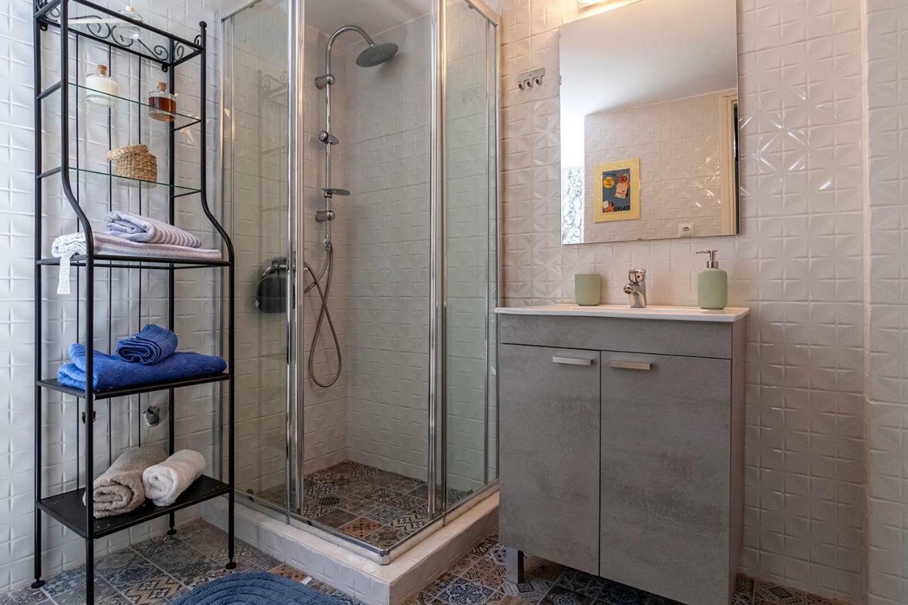 Colourful Apt,Airport Line,6 Min Metro,300 Mbps! Διαμέρισμα Αθήνα Εξωτερικό φωτογραφία