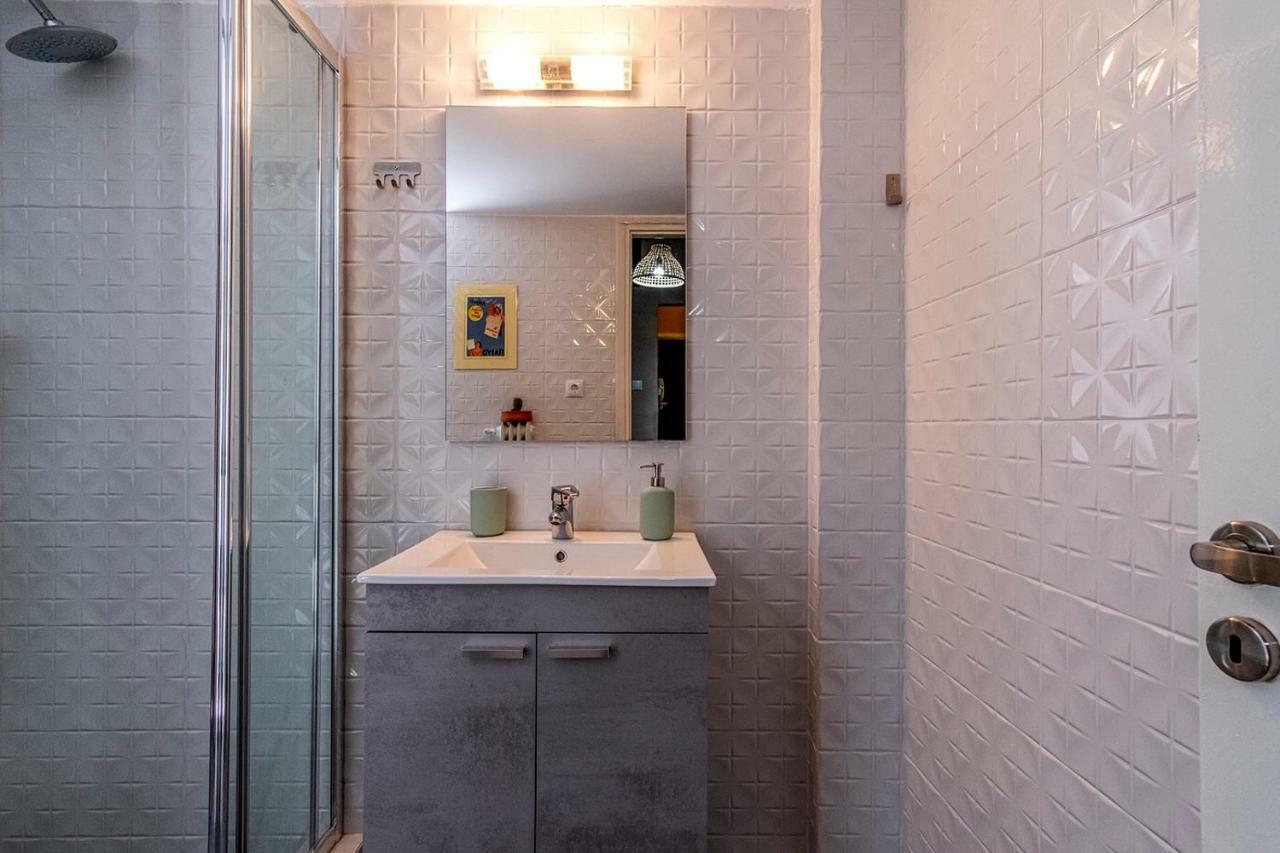 Colourful Apt,Airport Line,6 Min Metro,300 Mbps! Διαμέρισμα Αθήνα Εξωτερικό φωτογραφία